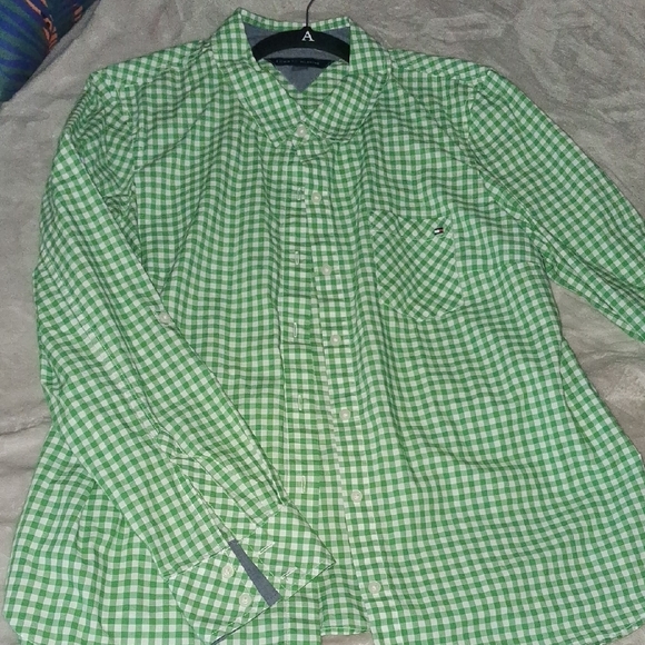 Tommy Hilfiger Green Checkered Women's Button Down Shirt - Picture 3 of 3